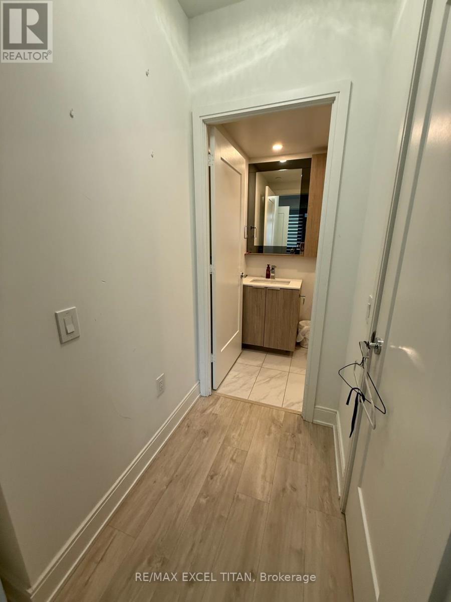 906 - 65 Annie Craig Drive, Toronto, Ontario  M8V 0C4 - Photo 17 - W12639274