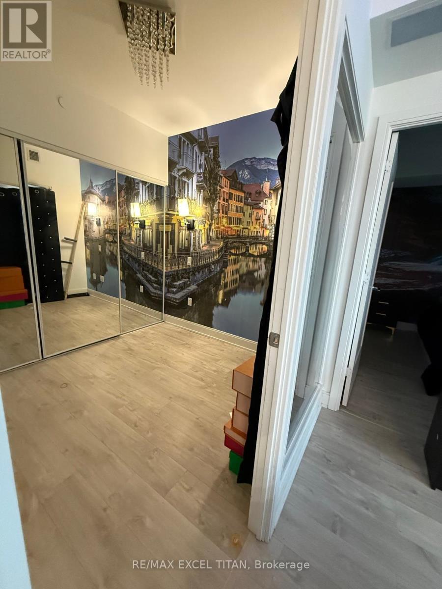 906 - 65 Annie Craig Drive, Toronto, Ontario  M8V 0C4 - Photo 9 - W12639274