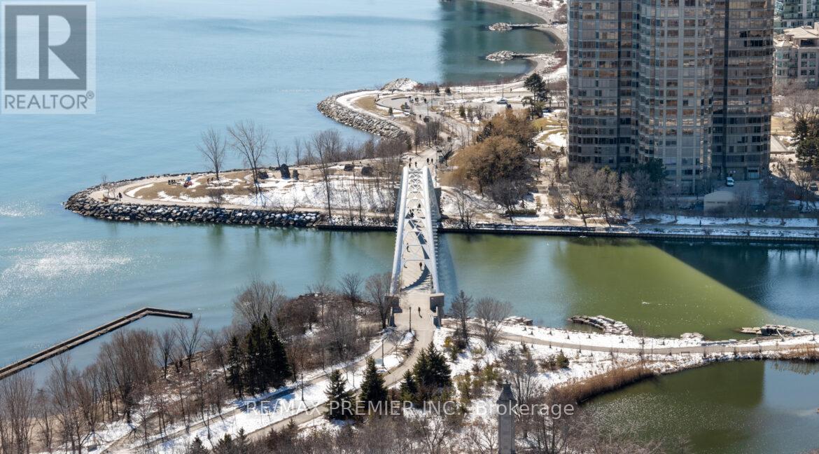 Ph 08 - 1928 Lake Shore Boulevard, Toronto, Ontario  M6S 0B1 - Photo 35 - W12639314