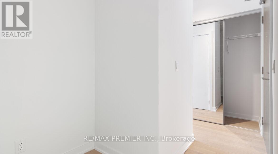 Ph 08 - 1928 Lake Shore Boulevard, Toronto, Ontario  M6S 0B1 - Photo 9 - W12639314