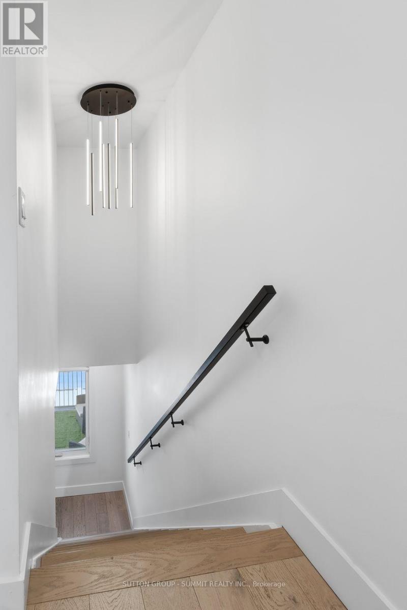 7 - 1253 Silvan Forest Drive, Burlington, Ontario  L7M 0B7 - Photo 31 - W12639320