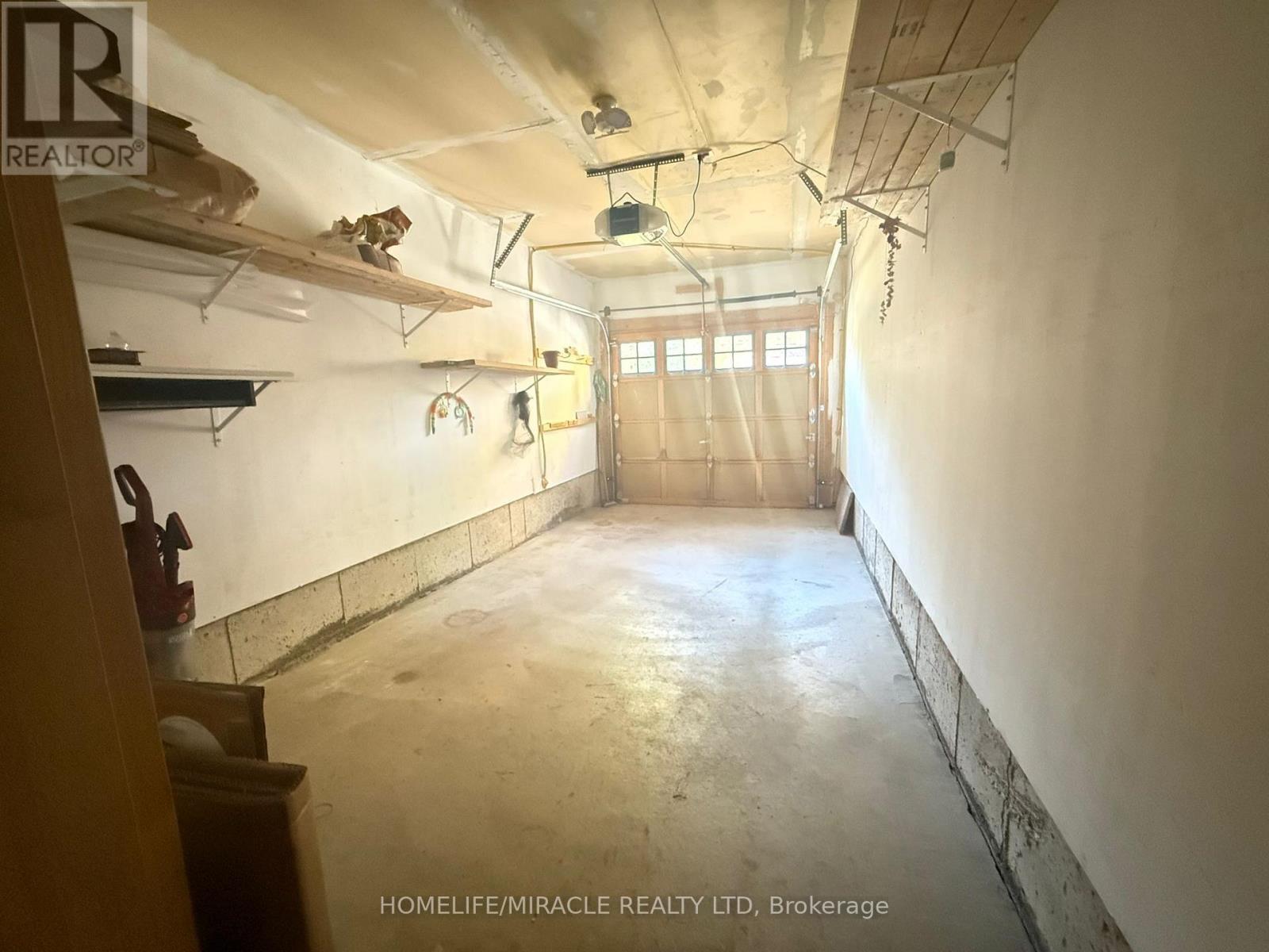 9 Joseph Street, Brampton, Ontario  L6X 0J3 - Photo 11 - W12639334