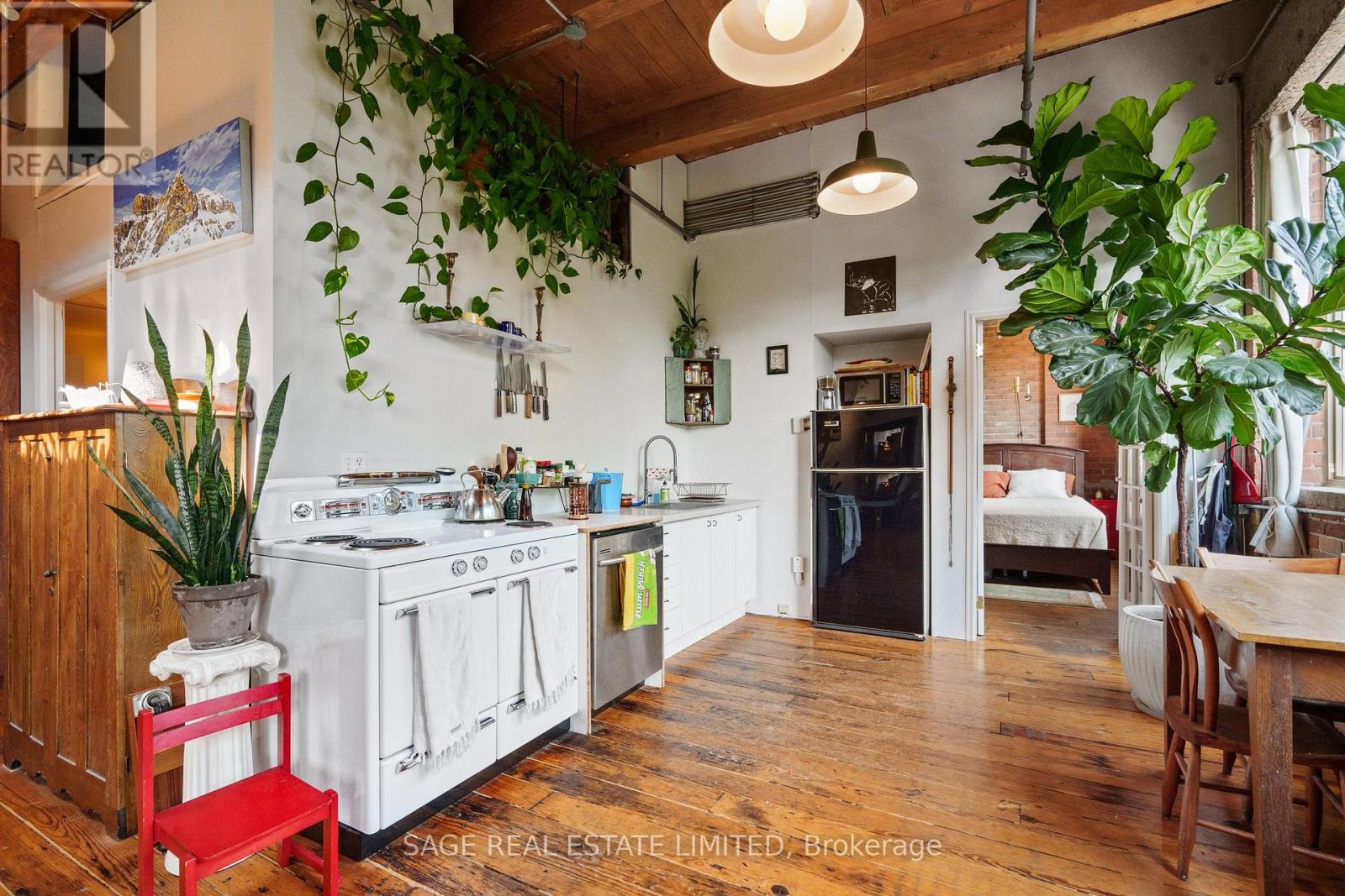 204 - 10 Morrow Avenue, Toronto (Roncesvalles), Ontario  M6R 2J1 - Photo 19 - W12639336