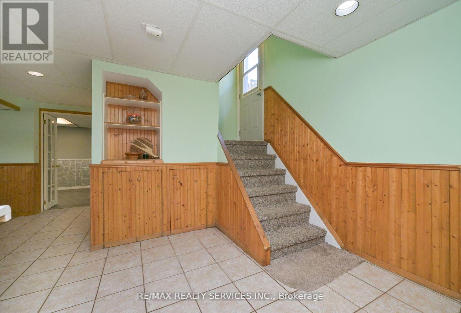 31 Brisco Street, Brampton, Ontario  L6V 1X1 - Photo 17 - W12639346