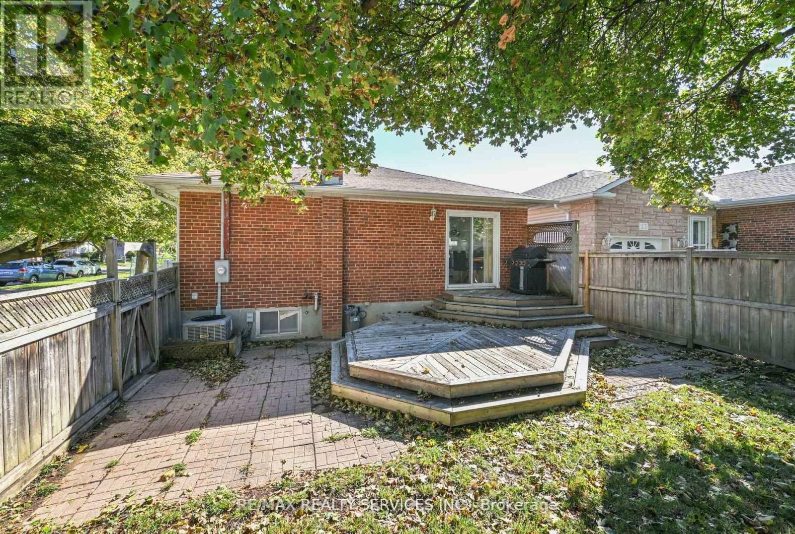 31 Brisco Street, Brampton, Ontario  L6V 1X1 - Photo 28 - W12639346