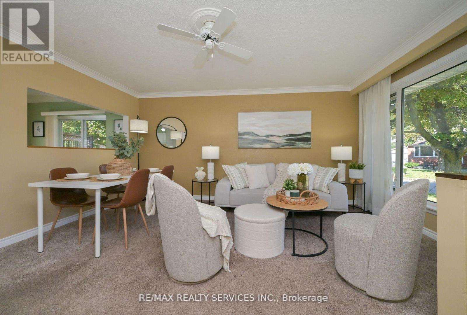 31 Brisco Street, Brampton, Ontario  L6V 1X1 - Photo 3 - W12639346