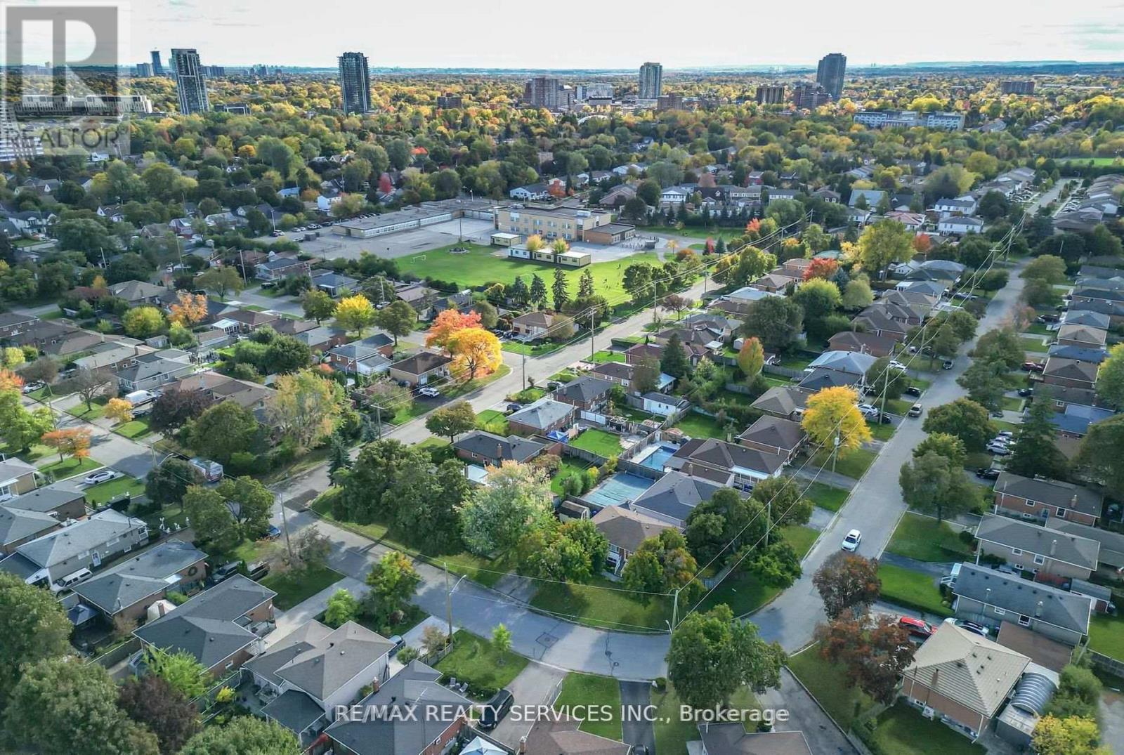 31 Brisco Street, Brampton, Ontario  L6V 1X1 - Photo 32 - W12639346