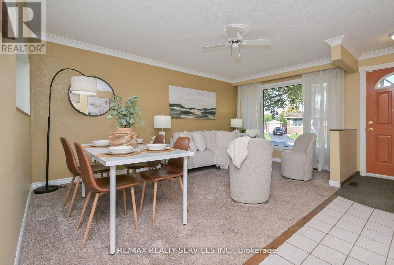 31 Brisco Street, Brampton, Ontario  L6V 1X1 - Photo 5 - W12639346