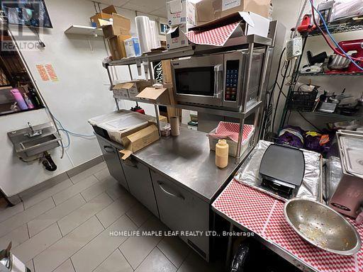 5 - 168 Kennedy Road S, Brampton, Ontario L6W 3G6 - Photo 10 - W12639358