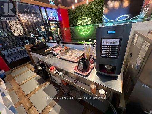 5 - 168 Kennedy Road S, Brampton, Ontario L6W 3G6 - Photo 13 - W12639358