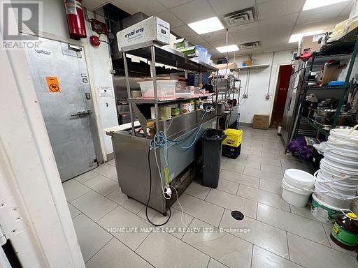 5 - 168 Kennedy Road S, Brampton, Ontario L6W 3G6 - Photo 6 - W12639358