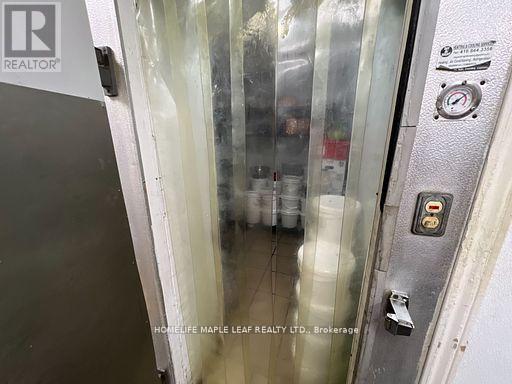 5 - 168 Kennedy Road S, Brampton, Ontario L6W 3G6 - Photo 7 - W12639358