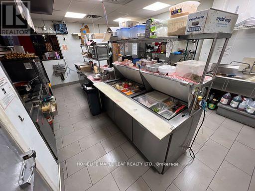 5 - 168 Kennedy Road S, Brampton, Ontario L6W 3G6 - Photo 9 - W12639358