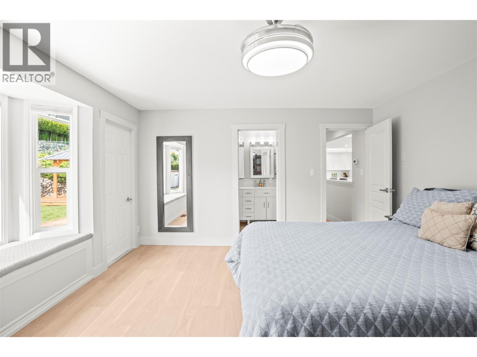 8990 College Drive, Coldstream, British Columbia  V1B 2P6 - Photo 19 - 10371290