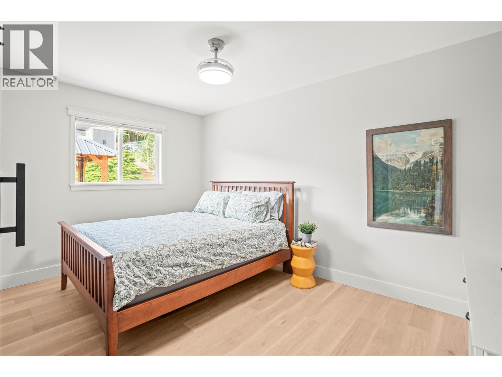 8990 College Drive, Coldstream, British Columbia  V1B 2P6 - Photo 24 - 10371290