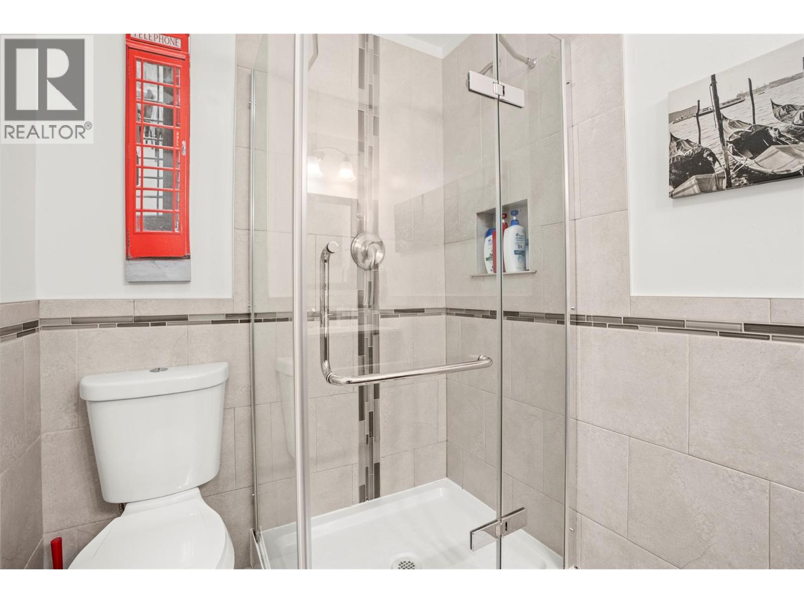 8990 College Drive, Coldstream, British Columbia  V1B 2P6 - Photo 28 - 10371290