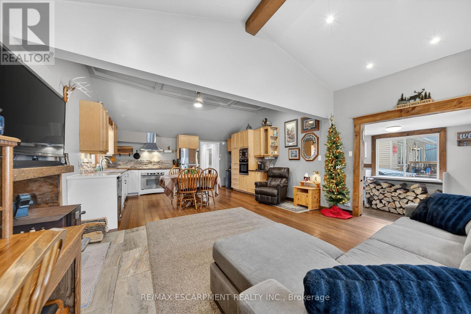 1457 Lakeshore Road, Haldimand, Ontario  N0A 1P0 - Photo 12 - X12639276