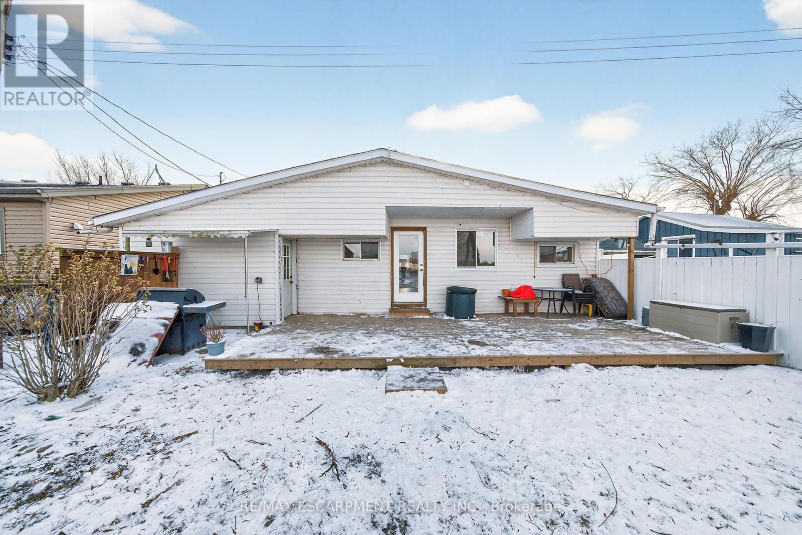 1457 Lakeshore Road, Haldimand, Ontario  N0A 1P0 - Photo 34 - X12639276