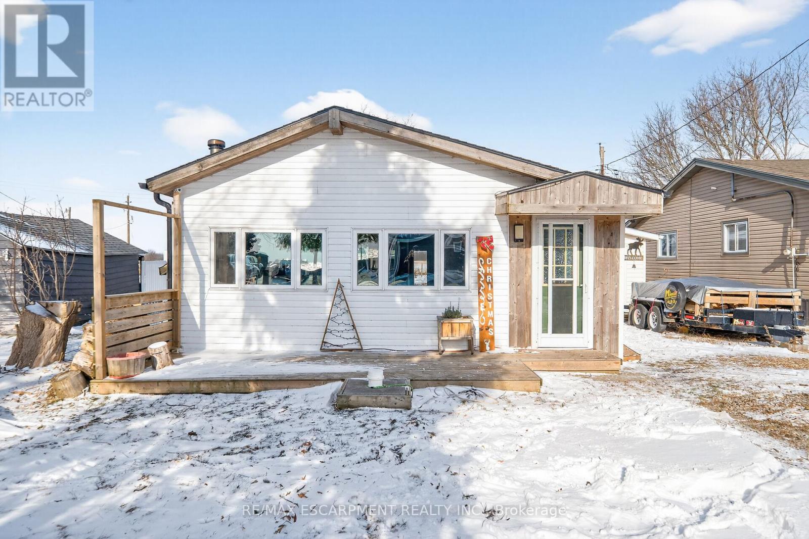 1457 Lakeshore Road, Haldimand, Ontario  N0A 1P0 - Photo 4 - X12639276