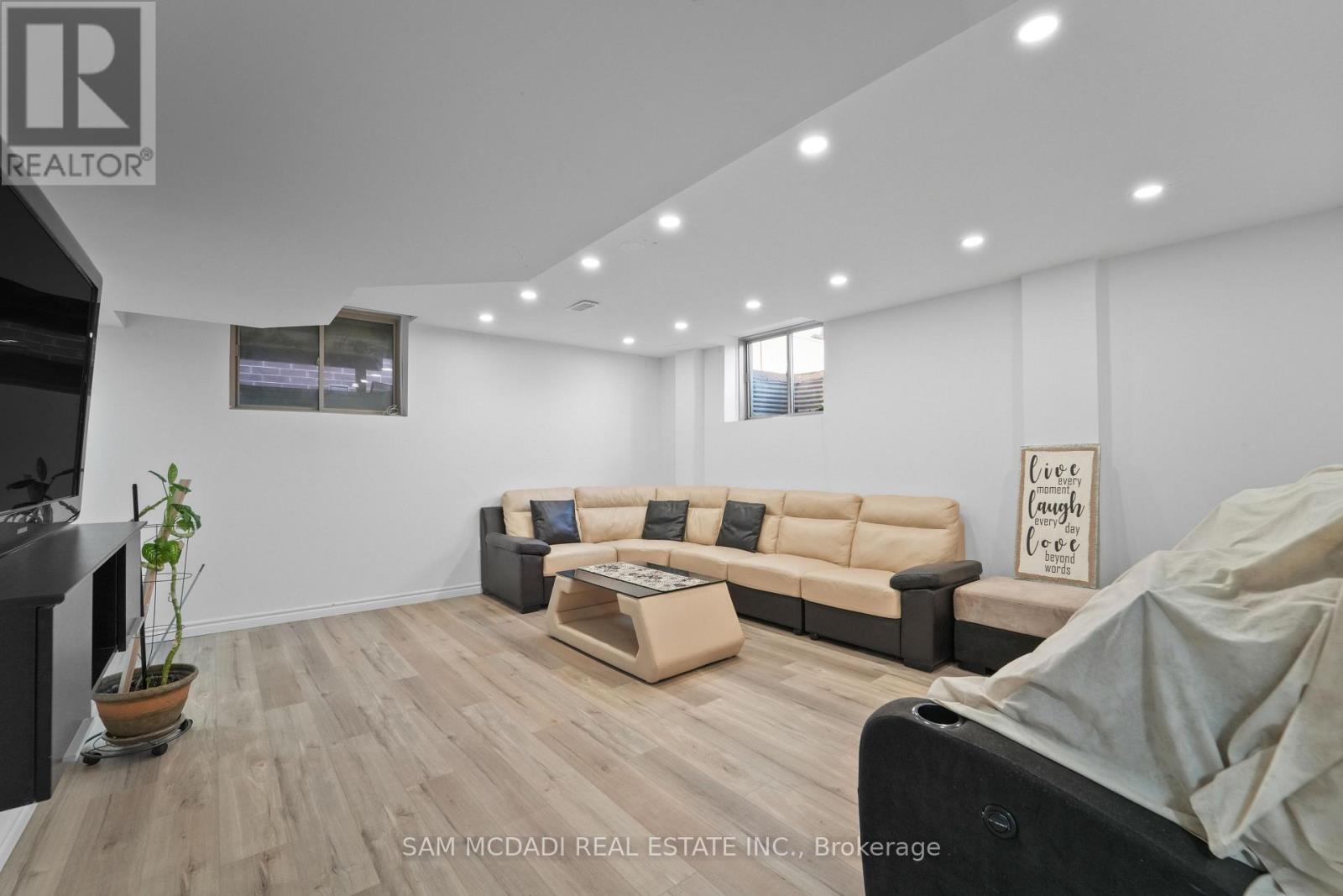 Lower - 4008 Highland Park Drive, Lincoln, Ontario  L3J 0T1 - Photo 9 - X12639356