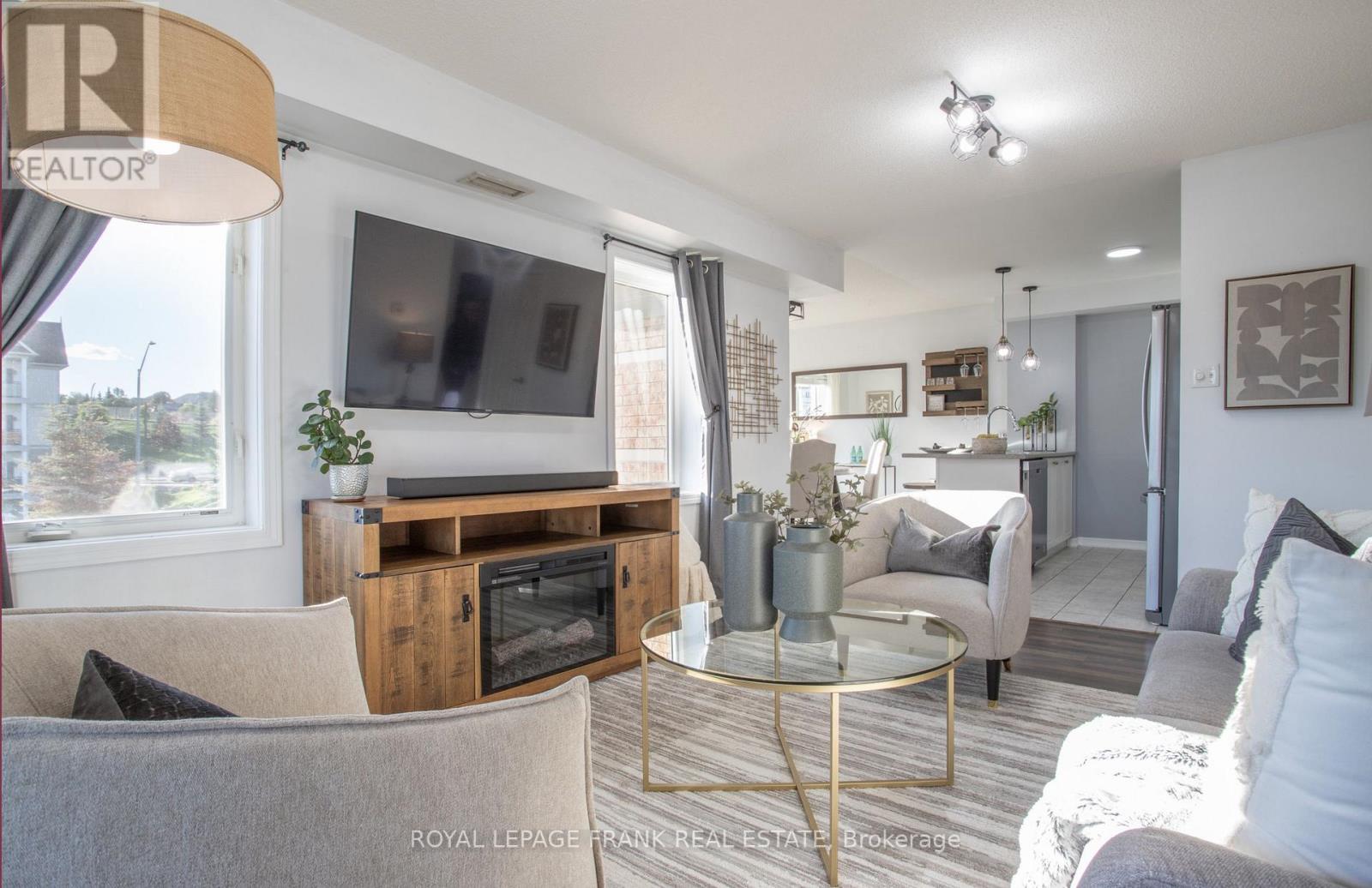 301 - 132 Aspen Springs Drive, Clarington, Ontario  L1C 0H1 - Photo 8 - E12639412