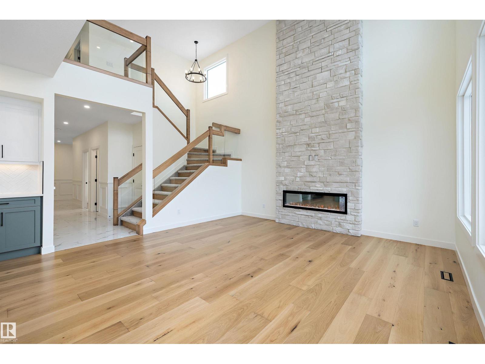 6879 Knox Lo Sw, Edmonton, Alberta  T6W 4R4 - Photo 3 - E4466780