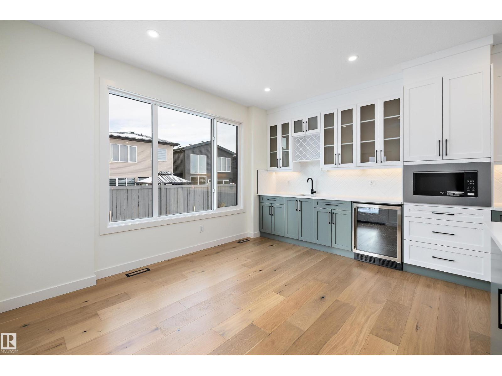 6879 Knox Lo Sw, Edmonton, Alberta  T6W 4R4 - Photo 7 - E4466780