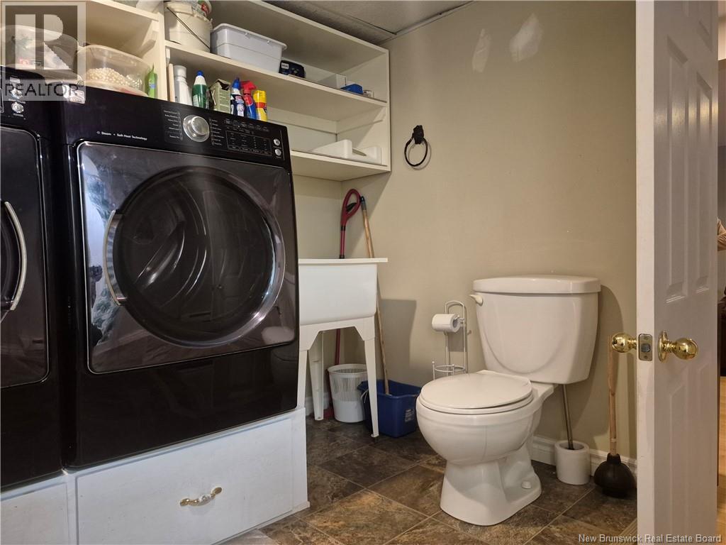 318 Sunset, Beresford, New Brunswick E8K 2G6 - Photo 15 - NB131346