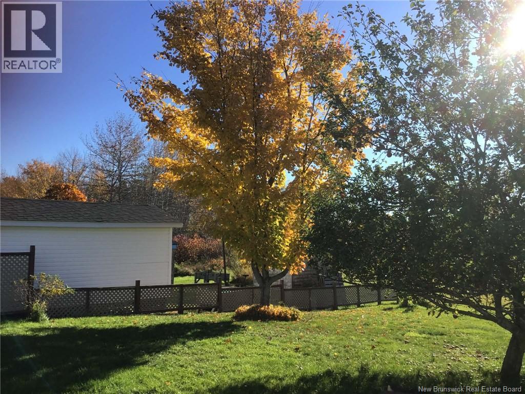 318 Sunset, Beresford, New Brunswick E8K 2G6 - Photo 30 - NB131346