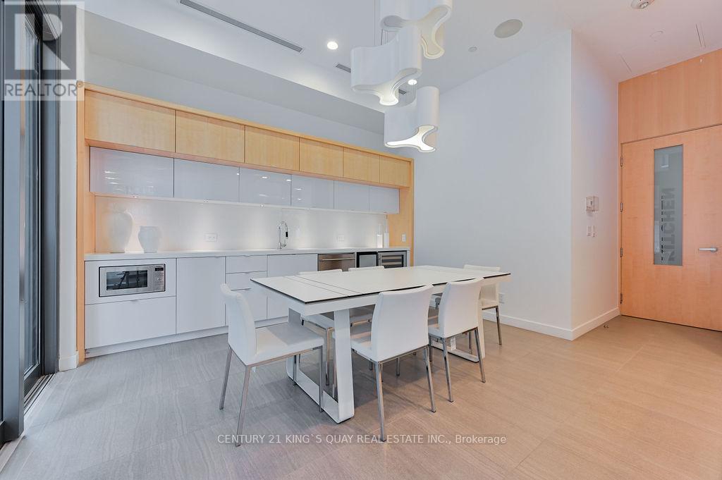 512 - 45 Charles Street E, Toronto, Ontario  M4Y 0B8 - Photo 5 - C12638904