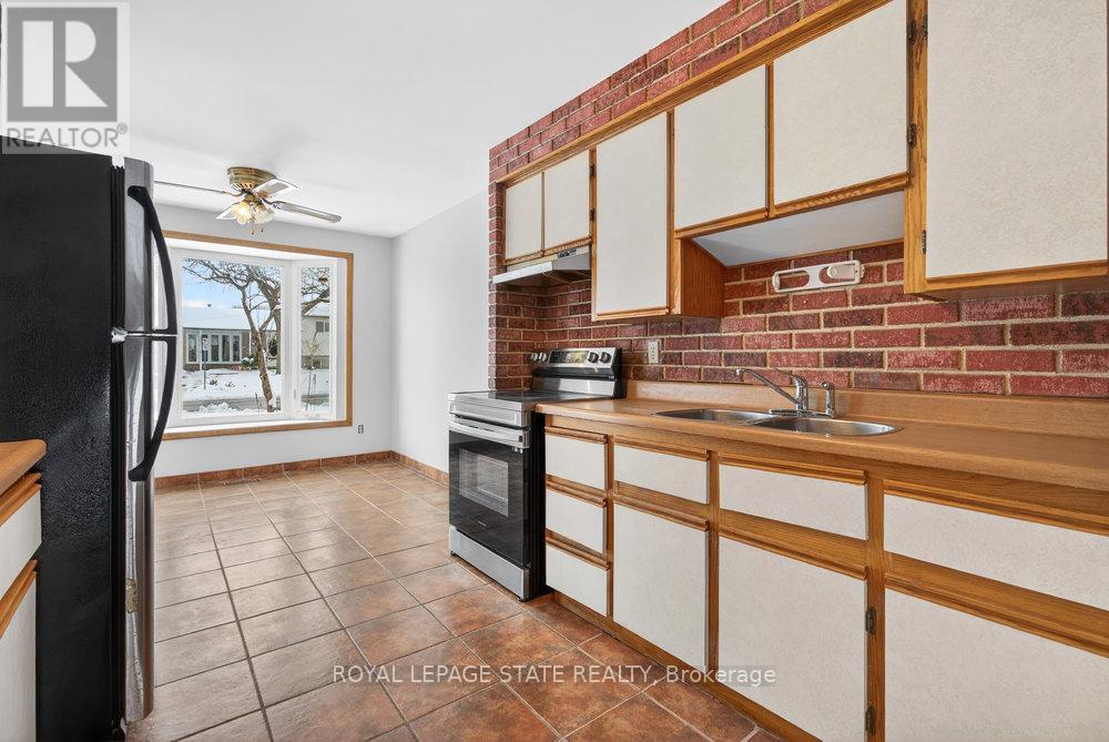 2 Country Club Drive, Hamilton, Ontario  L8K 5W2 - Photo 8 - X12630688