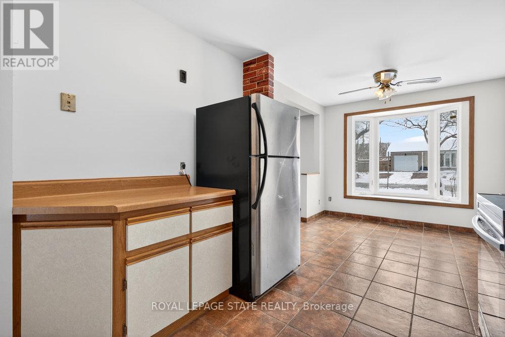 2 Country Club Drive, Hamilton, Ontario  L8K 5W2 - Photo 9 - X12630688