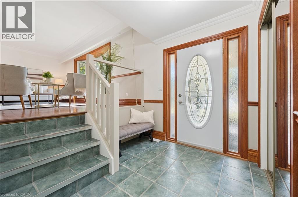 544 Glen Manor Boulevard, Waterloo, Ontario  N2L 4T6 - Photo 3 - 40775731