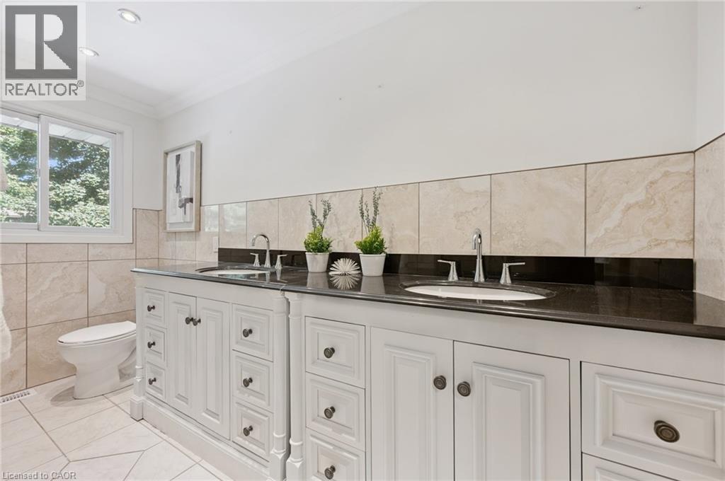 544 Glen Manor Boulevard, Waterloo, Ontario  N2L 4T6 - Photo 14 - 40775731