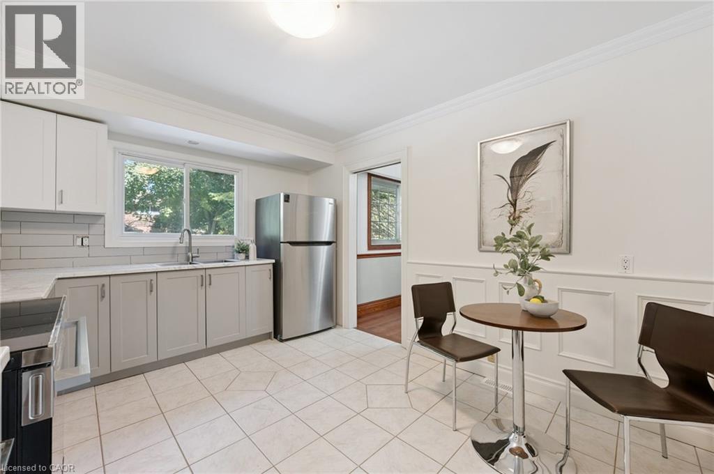 544 Glen Manor Boulevard, Waterloo, Ontario  N2L 4T6 - Photo 24 - 40775731