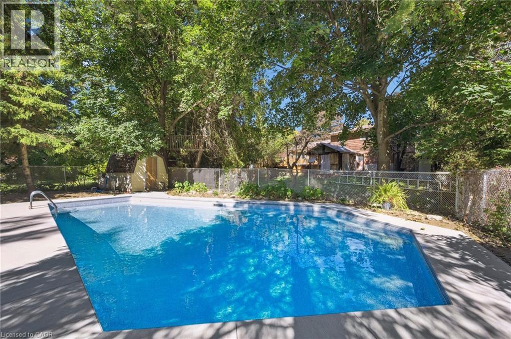 544 Glen Manor Boulevard, Waterloo, Ontario  N2L 4T6 - Photo 35 - 40775731