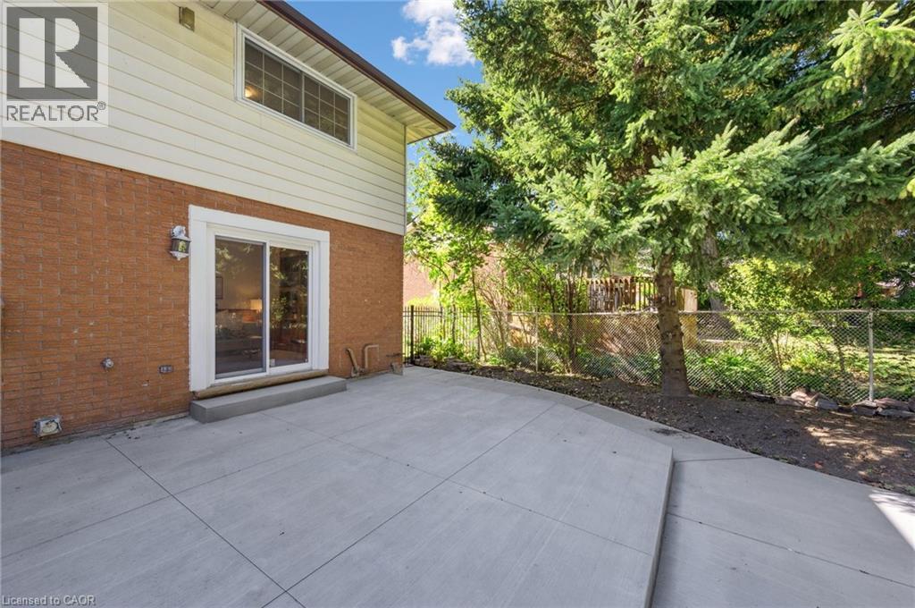 544 Glen Manor Boulevard, Waterloo, Ontario  N2L 4T6 - Photo 33 - 40775731