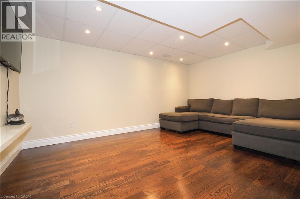 33 Huck Crescent, Kitchener, Ontario  N2N 3N8 - Photo 35 - 40794177