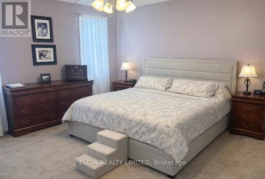 21 Oriole Lane, St. Thomas, Ontario  N5R 6K8 - Photo 13 - X12639374