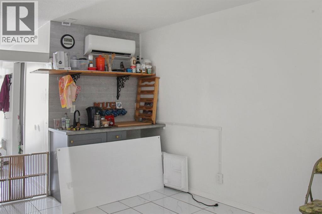 5205 50 Street, Viking, Alberta  T0B 4N0 - Photo 5 - A2273247