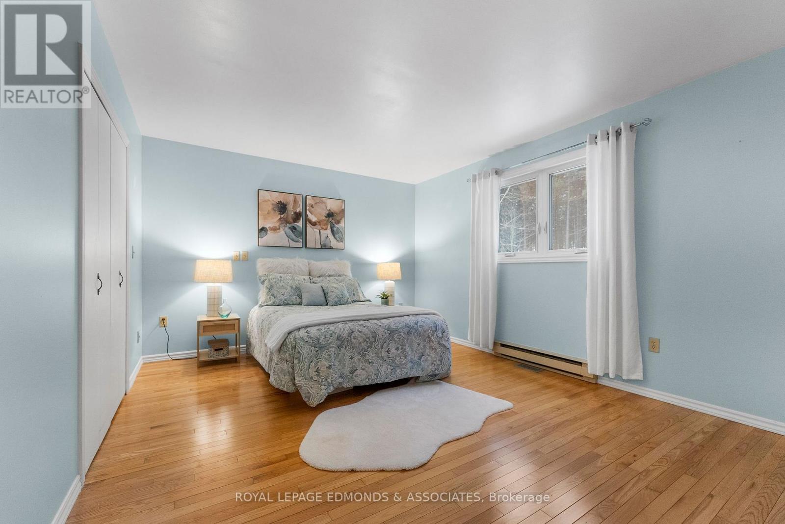 1137 Locksley Road, Laurentian Valley, Ontario  K8A 6W5 - Photo 18 - X12639424