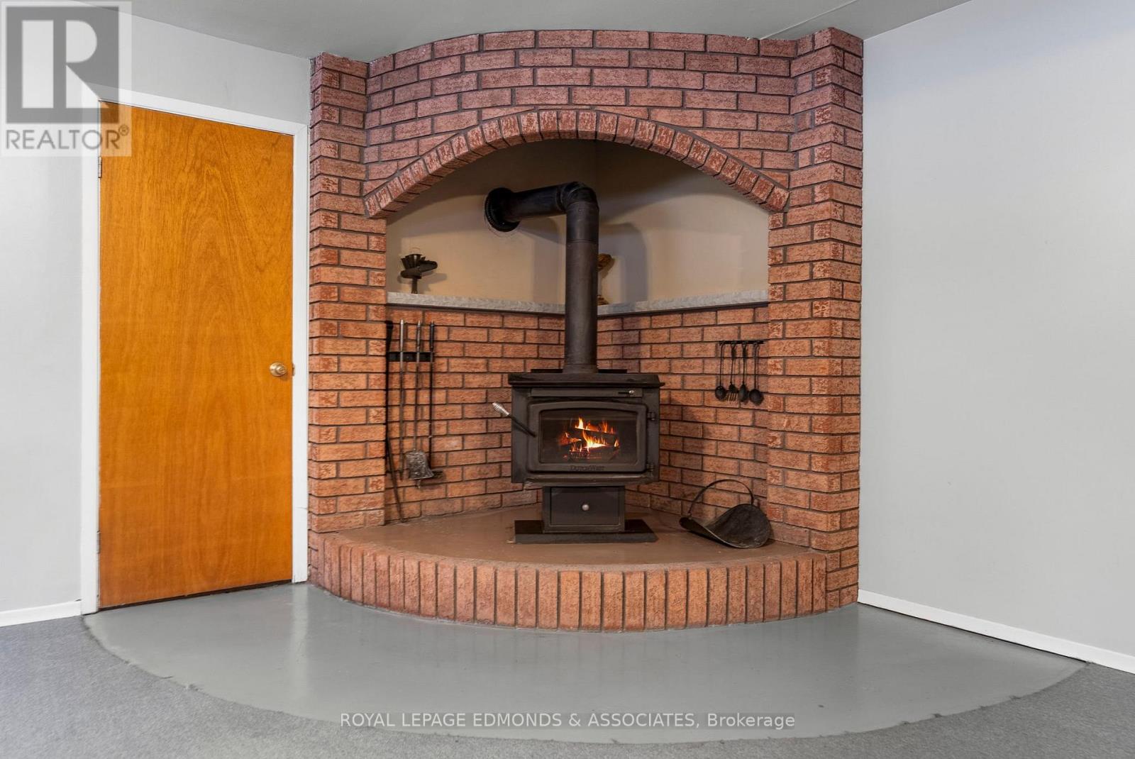 1137 Locksley Road, Laurentian Valley, Ontario  K8A 6W5 - Photo 23 - X12639424