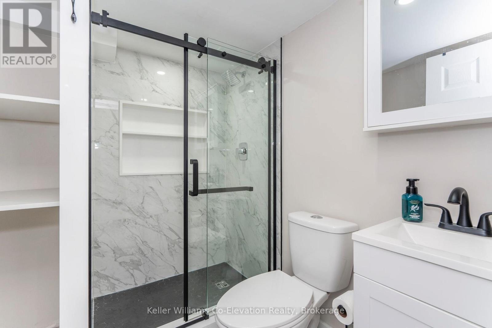 49 Gosnel Circle, Bradford West Gwillimbury, Ontario L3Z 0G2 - Photo 26 - N12639380