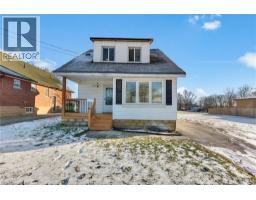 5932 CARLTON Avenue, niagara falls, Ontario