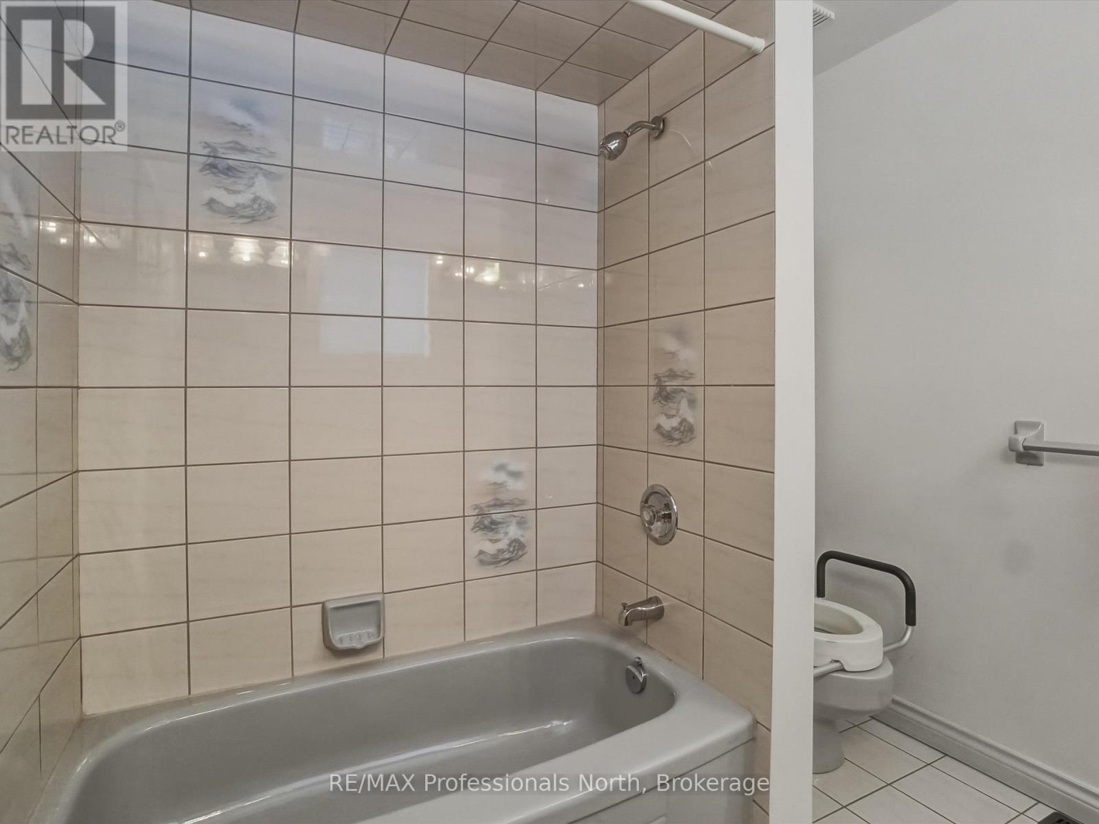 39 Catharine Street, Bracebridge, Ontario P1L 1B1 - Photo 30 - X12639430