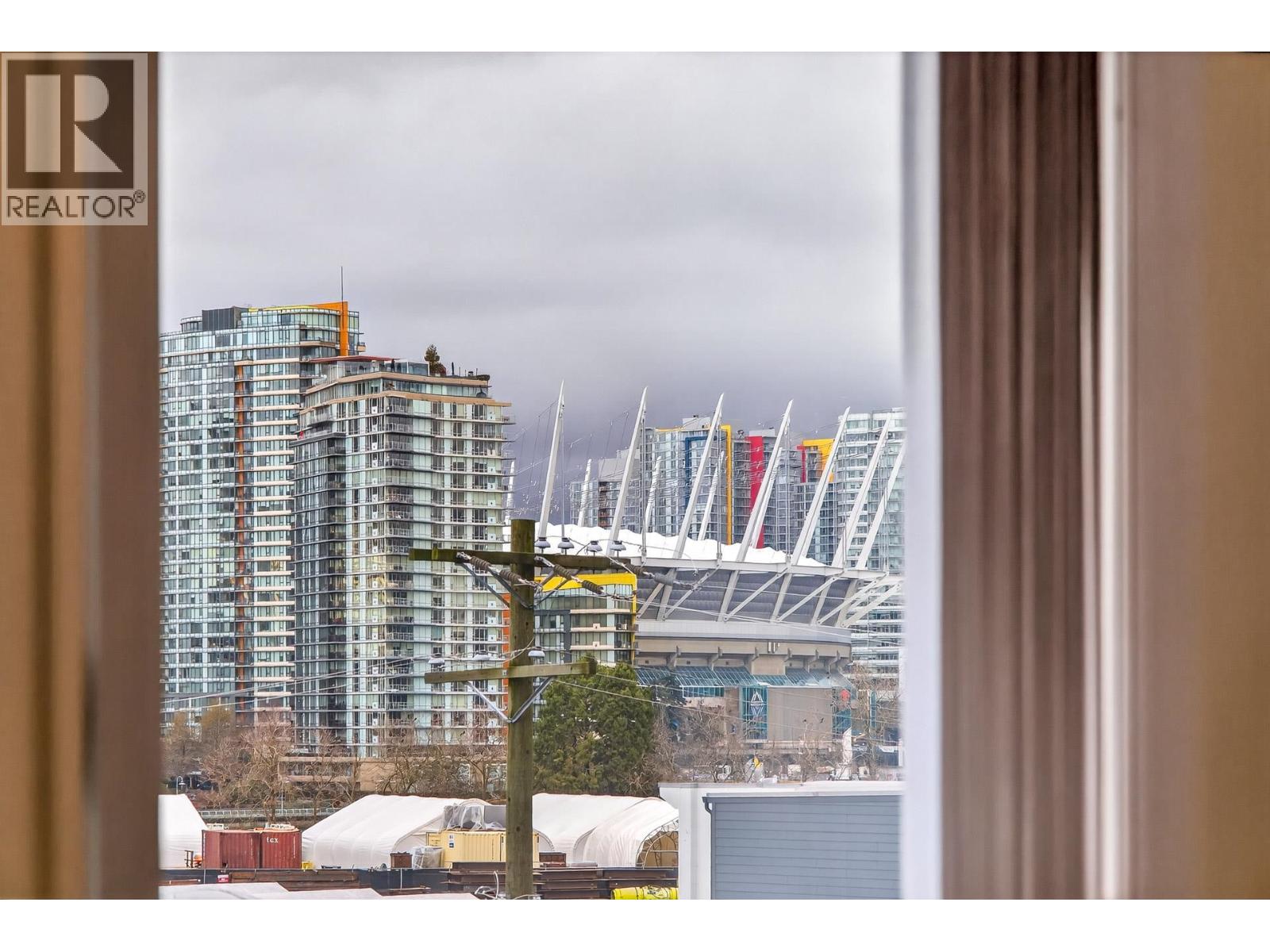 502 1833 Crowe Street, Vancouver, British Columbia  V5Y 0A2 - Photo 9 - R3074182