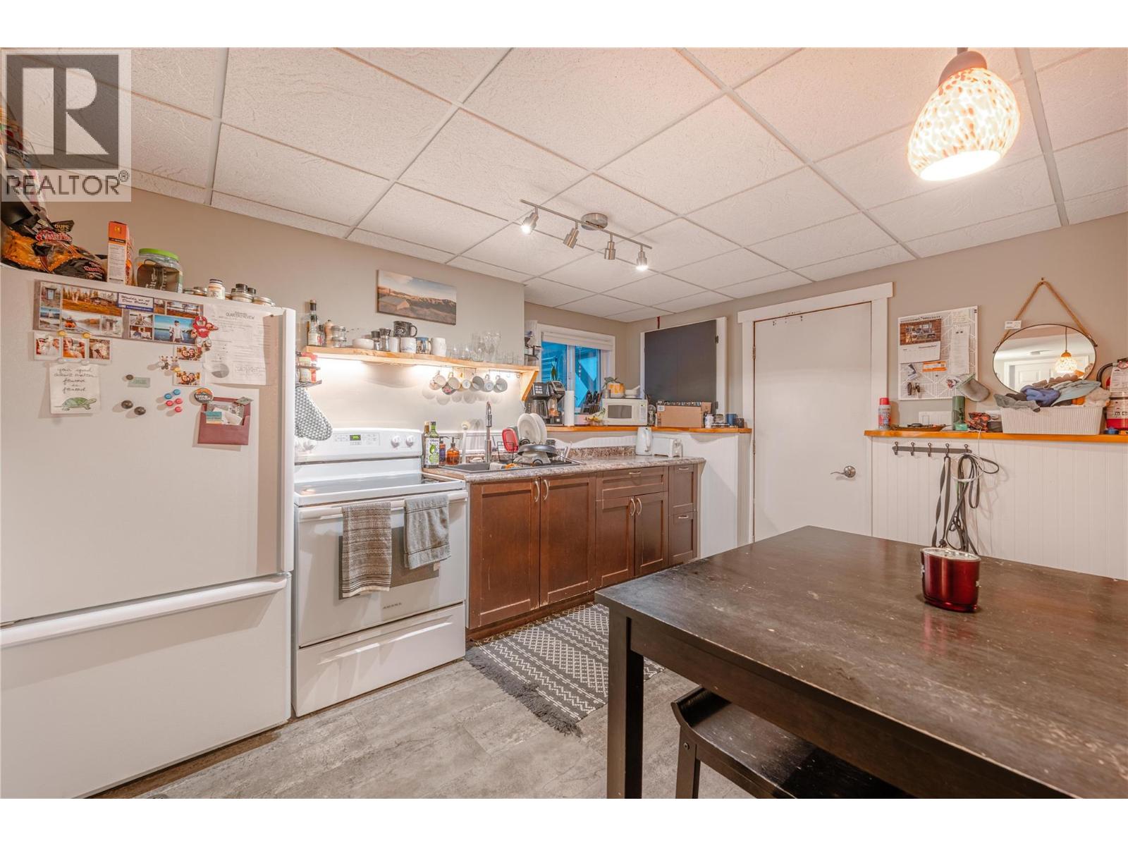 825 Ohlhausen Road, Revelstoke, British Columbia  V0E 2S0 - Photo 33 - 10370939