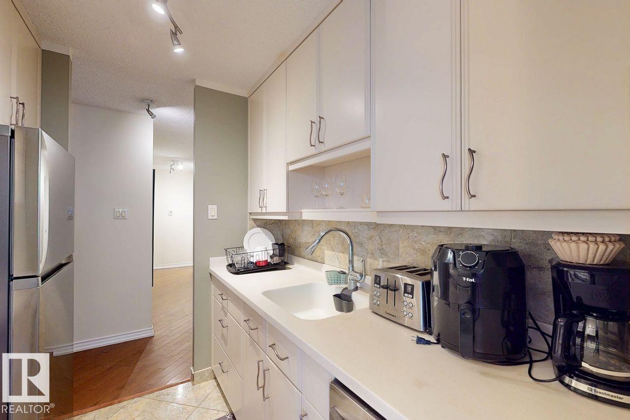 #1605 10135 Saskatchewan Dr Nw, Edmonton, Alberta  T6E 4Y9 - Photo 14 - E4468307