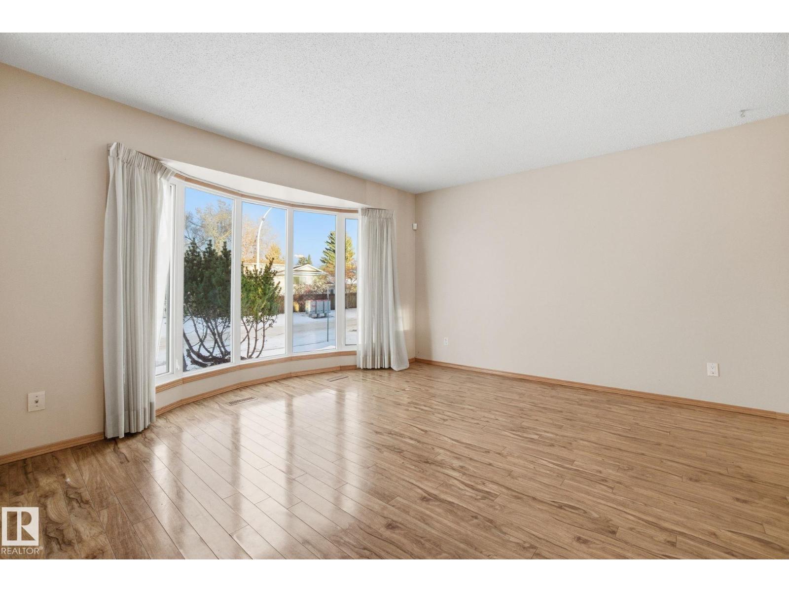 6723 40 Av Nw, Edmonton, Alberta  T6K 1R9 - Photo 15 - E4468308