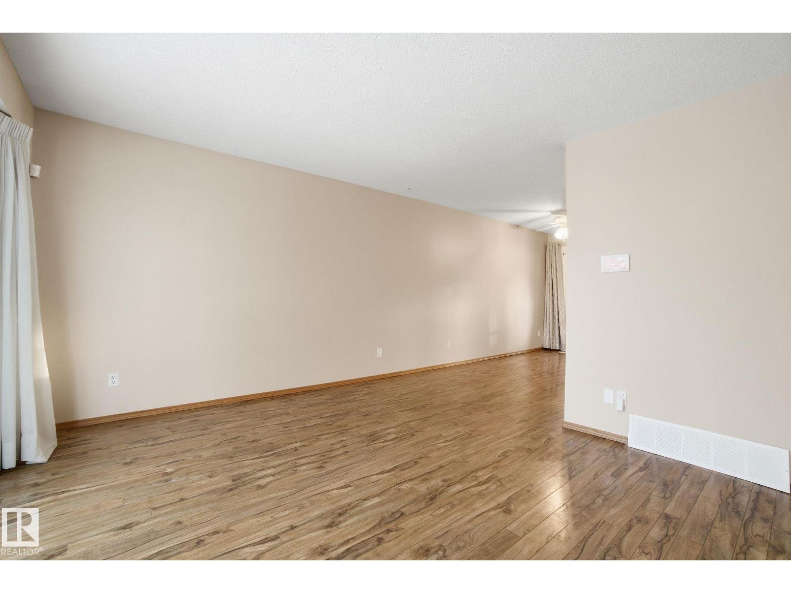 6723 40 Av Nw, Edmonton, Alberta  T6K 1R9 - Photo 17 - E4468308